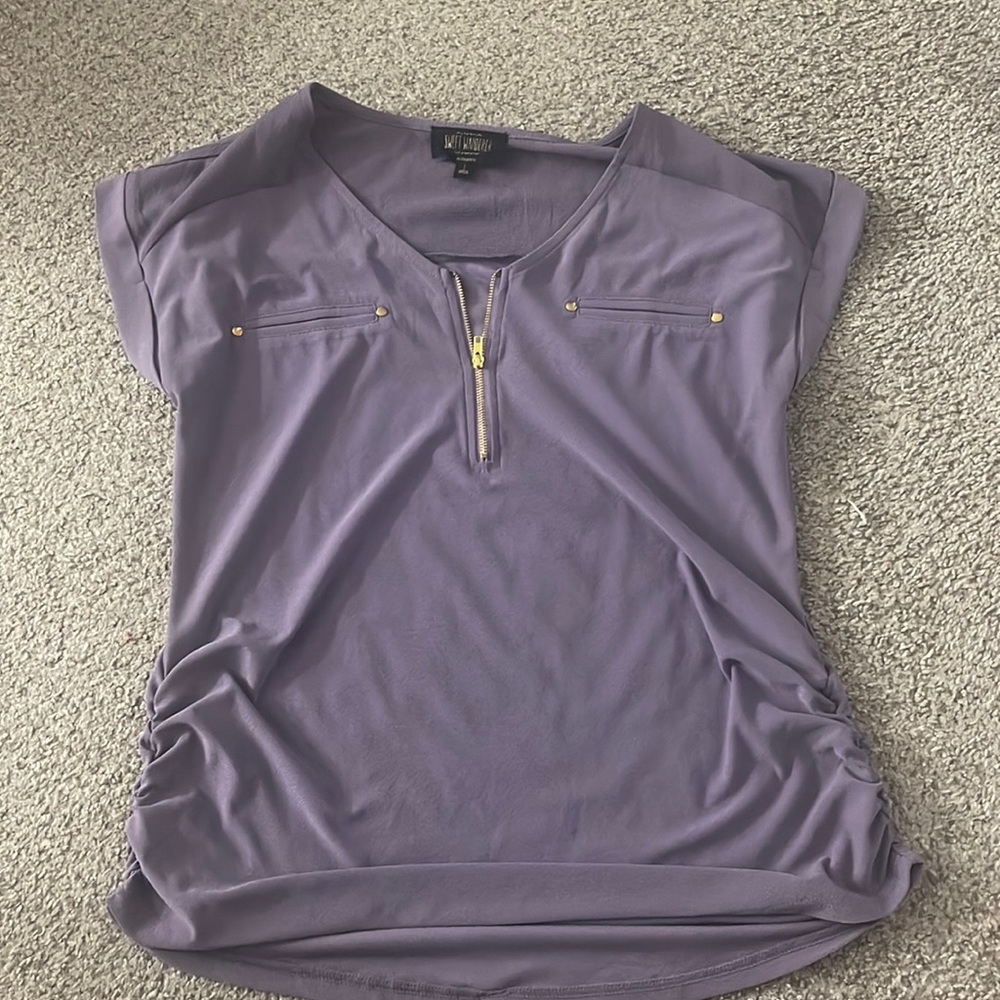 Small purple maternity shirt! Soft and used once or twice!